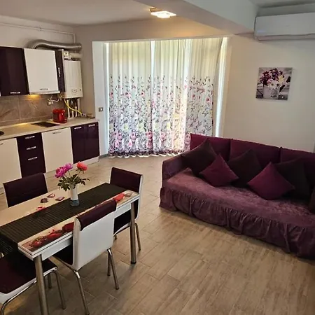Prestige & Piscina Interioara Incalzita Parking דירה *