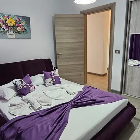 Prestige & Piscina Interioara Incalzita Parking דירה *