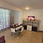 Lägenhet Prestige & Piscina Interioara Incalzita Parking Năvodari