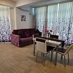 Prestige & Piscina Interioara Incalzita Parking Lägenhet