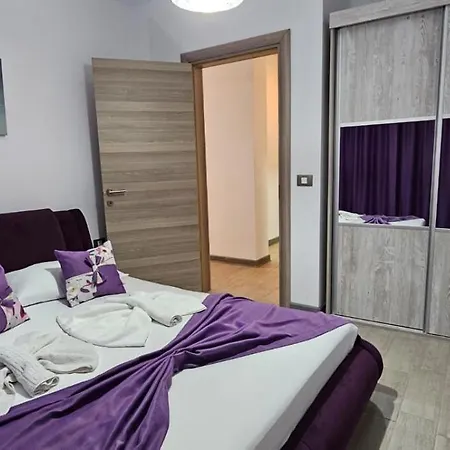 Prestige & Piscina Interioara Incalzita Parking *