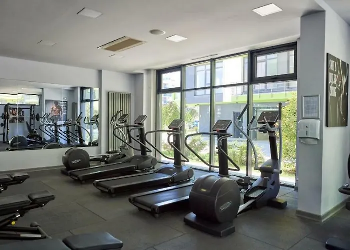 Prestige & Piscina Interioara Incalzita Parking * Navodari