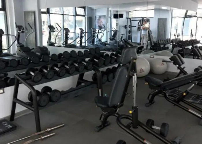 Prestige & Piscina Interioara Incalzita Parking Apartment Navodari