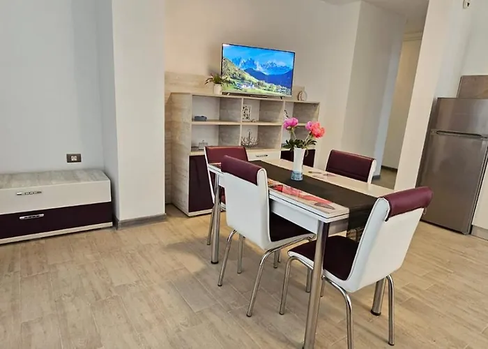 Prestige & Piscina Interioara Incalzita Parking Apartment Navodari