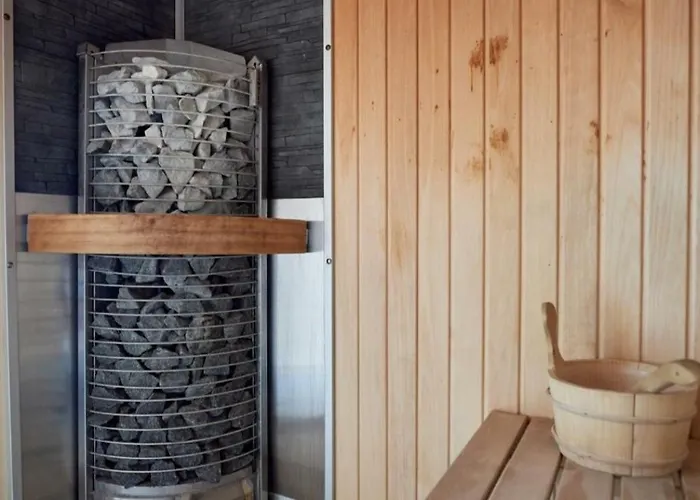 Prestige & Piscina Interioara Incalzita Parking Apartment Navodari